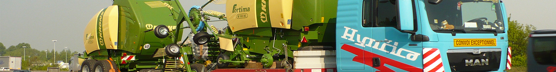 Transportation of combines and other agricultural machinery